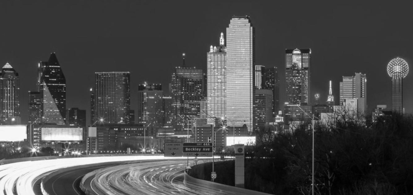 Black and white skyline photograph of Dallas2